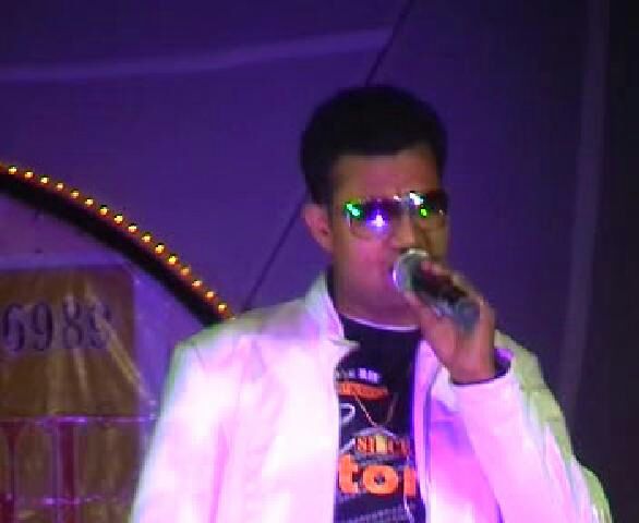 best male bollywood singer kolhapur