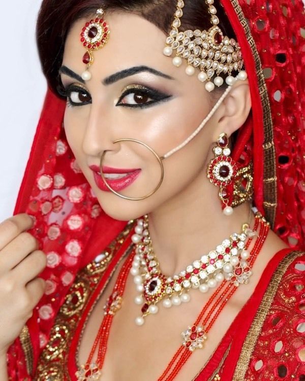 best makeup artist kolhapur