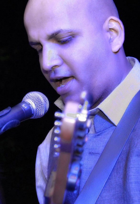 best male jazz singer kolhapur