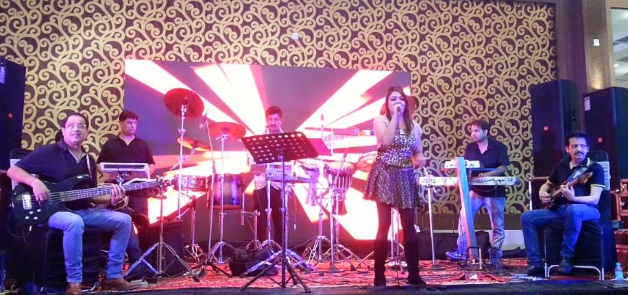 famous jazz singer kolhapur
