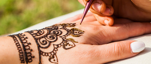 famous mehndi artist kolhapur