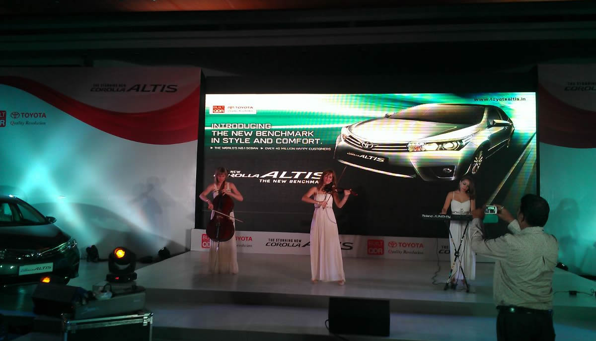 famous trio musicians kolhapur